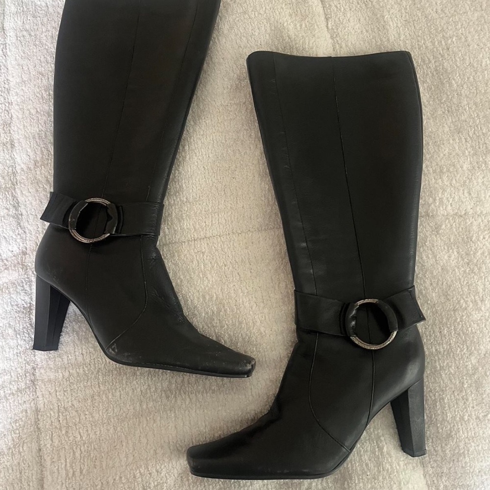 Elegant Vintage Black Knee-High Boots